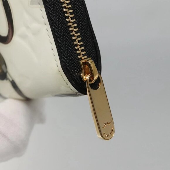 LOUIS VUITTON Vernis Sticker Print Nicola Geschier White M50372 Auth 141690V - Picture 9 of 16